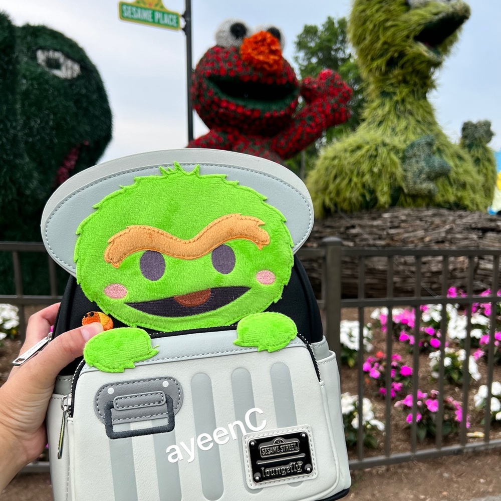 Sesame Street Loungefly : Oscar the Grouch